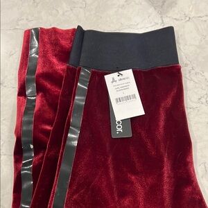 Ultracor Red Velvet Leggings